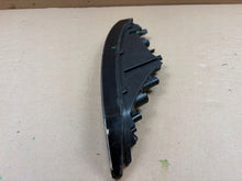 Laden Sie das Bild in den Galerie-Viewer, Frontscheinwerfer Porsche Macan 95B941181A Links Scheinwerfer Headlight SCH3706708450me