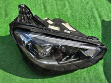 Laden Sie das Bild in den Galerie-Viewer, Frontscheinwerfer Mercedes-Benz W213 A2139060210 Full LED Rechts Headlight SCH5749650155ky