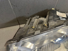 Laden Sie das Bild in den Galerie-Viewer, Frontscheinwerfer Audi A8 4E0941003BE Xenon Links Scheinwerfer Headlight