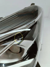 Laden Sie das Bild in den Galerie-Viewer, Frontscheinwerfer Toyota Yaris 0D197L1957 Links Scheinwerfer Headlight SCH2872209162fa