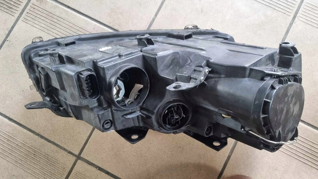 Frontscheinwerfer VW Golf VI 5k1 5K1941005P 89319331 Rechts oder Links SCH2084617173ic