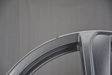 Load image into Gallery viewer, 1x Alufelge 19 Zoll 8.0" 5x108 42 5ET Glanz Silber 31423021 Volvo Rim Wheel FEL7507585361ob