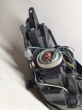 Load image into Gallery viewer, Frontscheinwerfer Peugeot 108 81150-0H150 Links Scheinwerfer Headlight