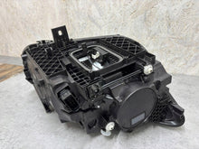 Laden Sie das Bild in den Galerie-Viewer, Frontscheinwerfer Mercedes-Benz W247 A2479065107 Links Scheinwerfer Headlight SCH2095107865gs