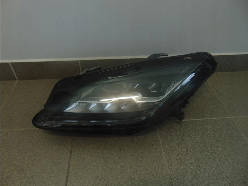 Frontscheinwerfer Jaguar E-Pace E Pace LED Links Scheinwerfer Headlight SCH4051759912zr