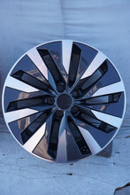 Laden Sie das Bild in den Galerie-Viewer, 1x Alufelge 18 Zoll 8.0" 5x112 4KO601025B Audi Rim Wheel FEL4924931254tt