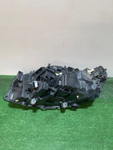Laden Sie das Bild in den Galerie-Viewer, Frontscheinwerfer BMW 3 F34 63117470436 Rechts Scheinwerfer Headlight SCH6545119618hu