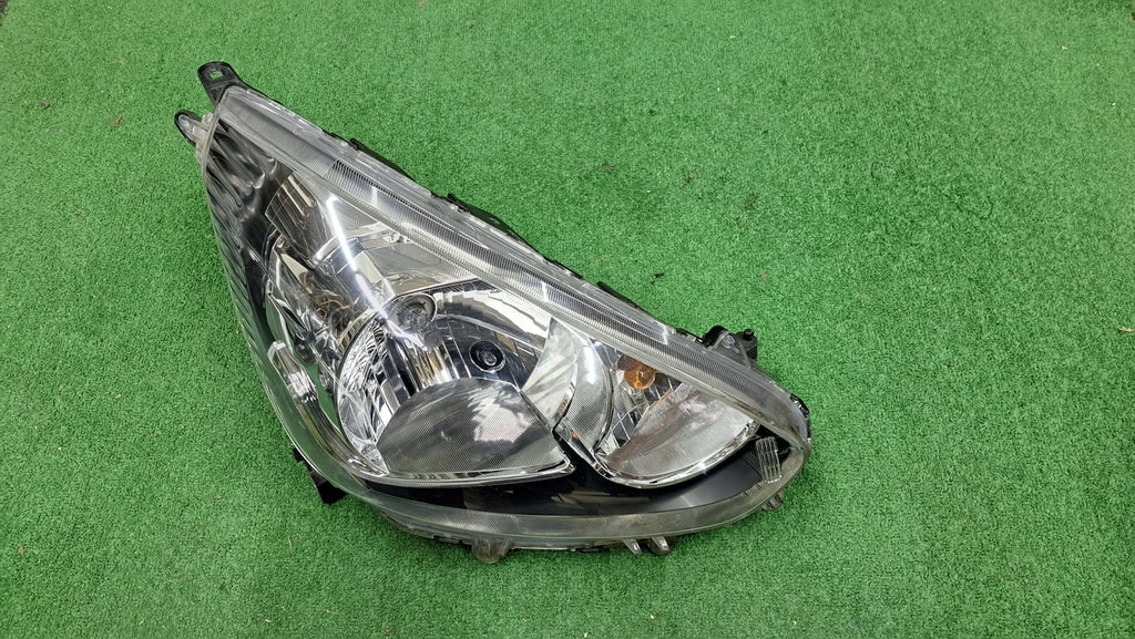 Frontscheinwerfer Mitsubishi Space Star Rechts Scheinwerfer Headlight