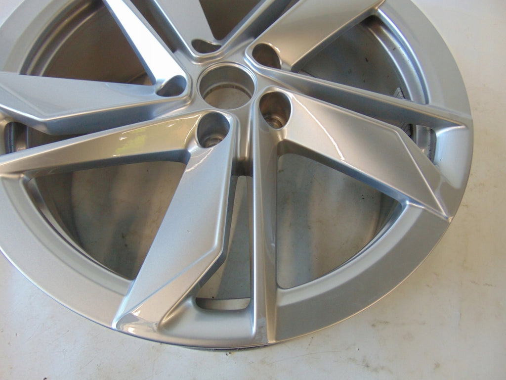 1x Alufelge 18 Zoll 7.0" 5x112 45ET 2GV601025D VW T-Roc Troc Rim Wheel FEL8689873660ek