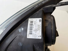 Load image into Gallery viewer, Frontscheinwerfer VW Crafter 2E1941006 Rechts Scheinwerfer Headlight SCH1618006682te