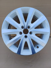 Laden Sie das Bild in den Galerie-Viewer, 1x Alufelge 16 Zoll 7.0" 5x100 46ET 6R0601025N 6R0071496 VW Polo Rim Wheel FEL8881996207zq