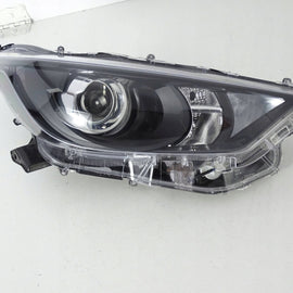 Frontscheinwerfer Toyota 4 Yaris PJT15152 Rechts Scheinwerfer Headlight SCH3712001827ko