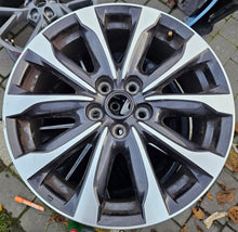 Load image into Gallery viewer, 1x Alufelge 18 Zoll 7.0" 5x114.3 50ET Glanz Graphit 9965417080 Mazda Cx3 Cx-3 Mg FEL5121479855aw