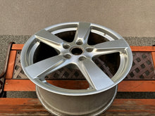 Load image into Gallery viewer, 1x Alufelge 19 Zoll 9.5" 5x130 45ET 98136214303 Porsche Rim Wheel FEL3412905863hu