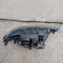 Load image into Gallery viewer, Frontscheinwerfer BMW E39 Xenon Ein Satz Scheinwerfer Headlight SCH2199576445em