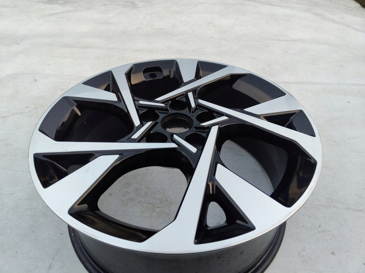 1x Alufelge 18 Zoll 7.5" 5x114.3 52ET 52910J9800 Hyundai Kona Rim Wheel FEL8657729064ey