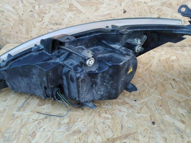 Frontscheinwerfer Ford Focus Xenon Ein Stück (Rechts oder Links) Headlight SCH3987108706tj