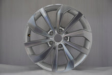 Load image into Gallery viewer, 1x Alufelge 17 Zoll 7.0" 5x112 45ET Glanz 2GA601025AC VW Rim Wheel FEL3821513822pd