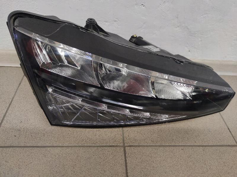 Frontscheinwerfer Skoda Scala 657941016 LED Rechts Scheinwerfer Headlight SCH4445557025sf