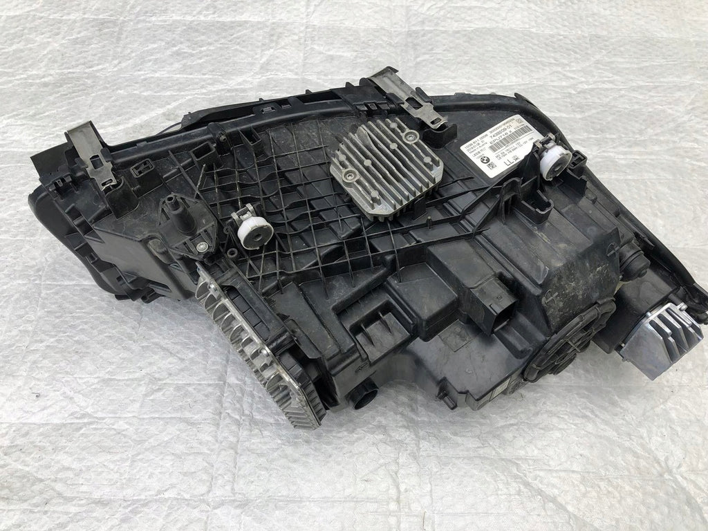 Frontscheinwerfer BMW G31 G30 7439209-01 LED Ein Stück (Rechts oder Links) SCH8527348991zx