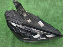 Laden Sie das Bild in den Galerie-Viewer, Frontscheinwerfer Mercedes-Benz Gle A1679060900 Full LED Rechts Headlight SCH1276465130ev
