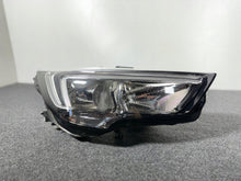 Load image into Gallery viewer, Frontscheinwerfer Opel Crossland X 13467968 Rechts Scheinwerfer Headlight SCH5258064625iy