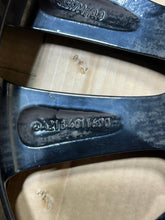 Laden Sie das Bild in den Galerie-Viewer, 1x Alufelge 18 Zoll 8.0&quot; 5x112 43ET Glanz A2134011600 Mercedes-Benz W213 S213 Mg