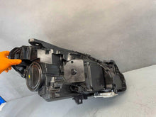 Laden Sie das Bild in den Galerie-Viewer, Frontscheinwerfer Mercedes-Benz W246 103419012858 Links Scheinwerfer Headlight SCH1765367132zi