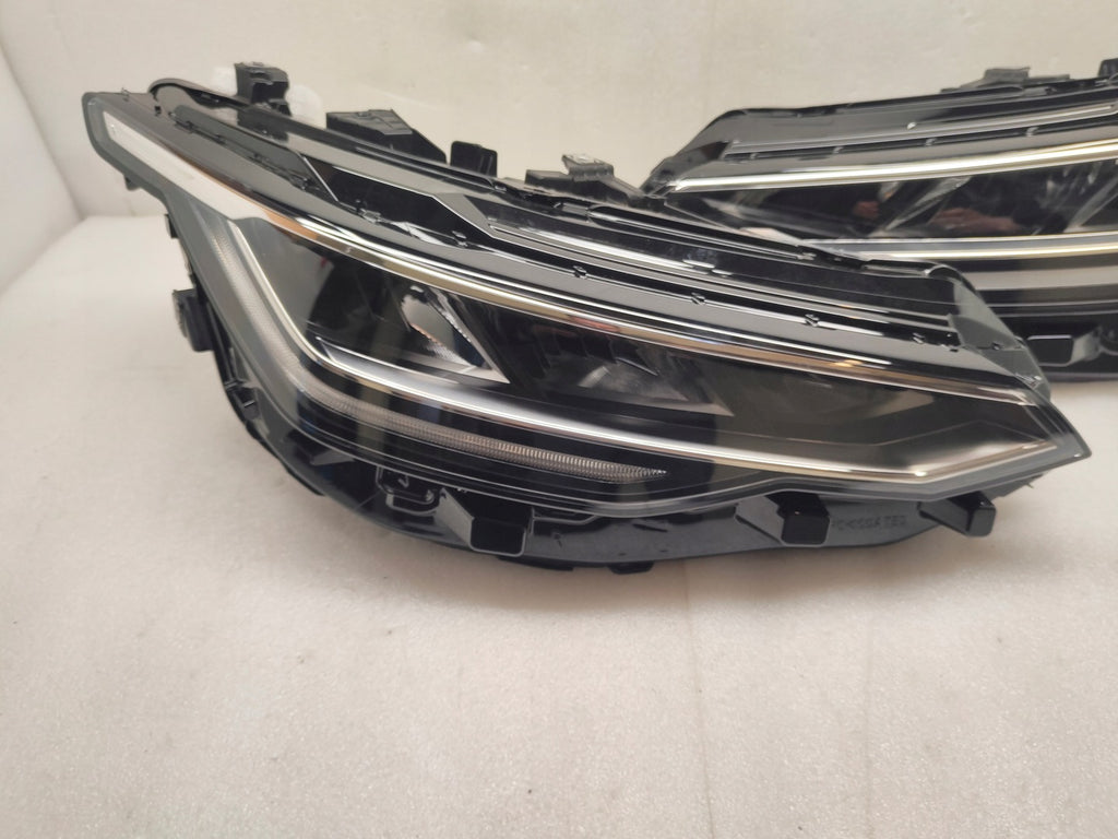 Frontscheinwerfer VW Golf VIII 5H1941005A 5H1941006A LED Ein Satz Headlight SCH9602336786ez