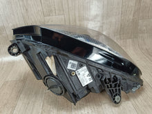Laden Sie das Bild in den Galerie-Viewer, Frontscheinwerfer Mercedes-Benz W205 A2059061606KZ Rechts Scheinwerfer Headlight SCH6493915414wu