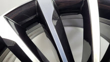 Laden Sie das Bild in den Galerie-Viewer, 1x Alufelge 18 Zoll 7.0" 5x112 43ET 565601025L Skoda Octavia I Kodiaq Rim Wheel FEL5272233075qz