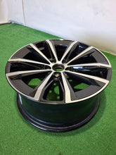 Laden Sie das Bild in den Galerie-Viewer, 1x Alufelge 18 Zoll 8.0" 5x108 42ET Glanz Schwarz 32358646 Volvo I Rim Wheel FEL8073330366jx