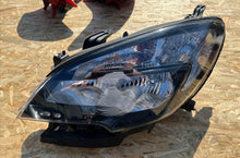 Laden Sie das Bild in den Galerie-Viewer, Frontscheinwerfer Opel Mokka Links Scheinwerfer Headlight