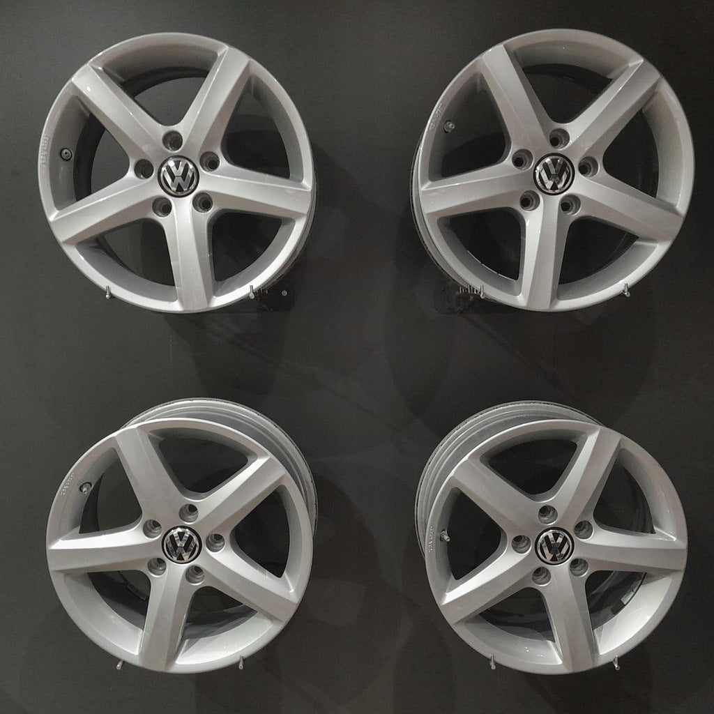 4x Alufelge 16 Zoll 6.5" 5x112 42ET Glanz Silber 3AA071496 VW Passat Jetta FEL5743036158ps
