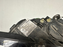 Laden Sie das Bild in den Galerie-Viewer, Frontscheinwerfer Volvo C30 31214804 Xenon Rechts Scheinwerfer Headlight