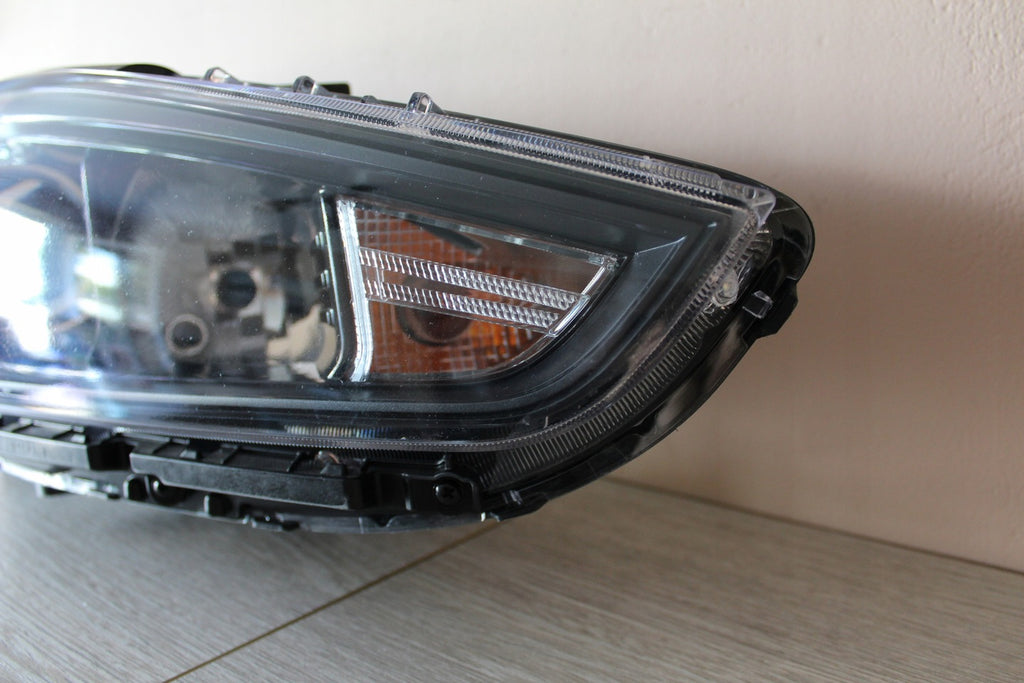 Frontscheinwerfer Hyundai III 92102-G4040 Rechts Scheinwerfer Headlight SCH4282392014rb
