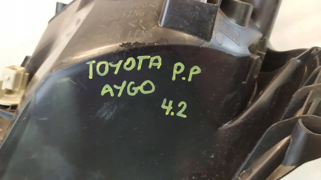 Frontscheinwerfer Toyota Aygo 811300H011 89530364 Rechts Scheinwerfer Headlight