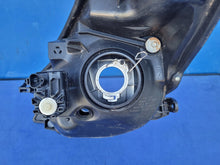 Laden Sie das Bild in den Galerie-Viewer, Frontscheinwerfer Toyota Yaris Rechts Scheinwerfer Headlight SCH6758654345dm
