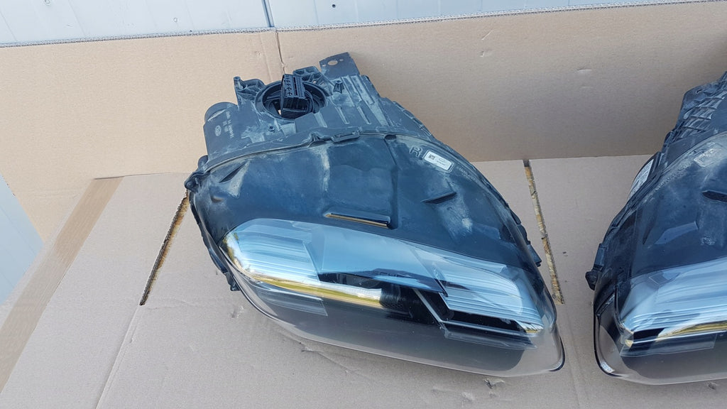 Frontscheinwerfer Porsche Taycan Full LED Ein Satz Scheinwerfer Headlight SCH5479248236nh