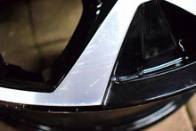 Laden Sie das Bild in den Galerie-Viewer, 1x Alufelge 18 Zoll 7.0&quot; 4x108 35ET Glanz Schwarz 00128-RR Opel Crossland X
