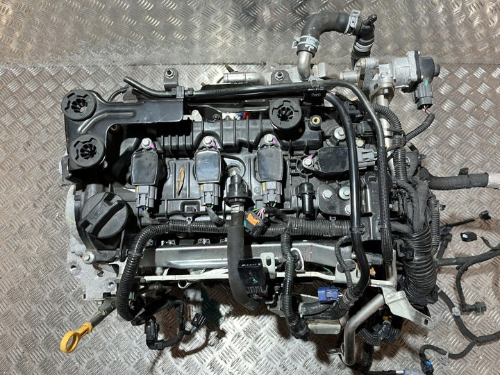 Motor Renault E-Tech Arkana I H4MC632 1.6 SCE 1TKm 2023 Benzin Engine Komplett MOT7696033107to