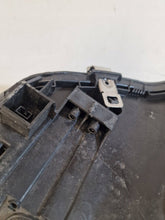 Laden Sie das Bild in den Galerie-Viewer, Frontscheinwerfer Mercedes-Benz W205 A2059063204 Rechts Scheinwerfer Headlight SCH9777234664ft