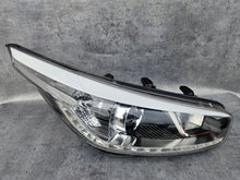 Laden Sie das Bild in den Galerie-Viewer, Frontscheinwerfer Kia Ceed B221065 LED Rechts Scheinwerfer Headlight