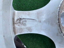 Load image into Gallery viewer, 1x Alufelge 16 Zoll 6.5&quot; 5x112 50ET KBA45819 Audi Golf Rim Wheel