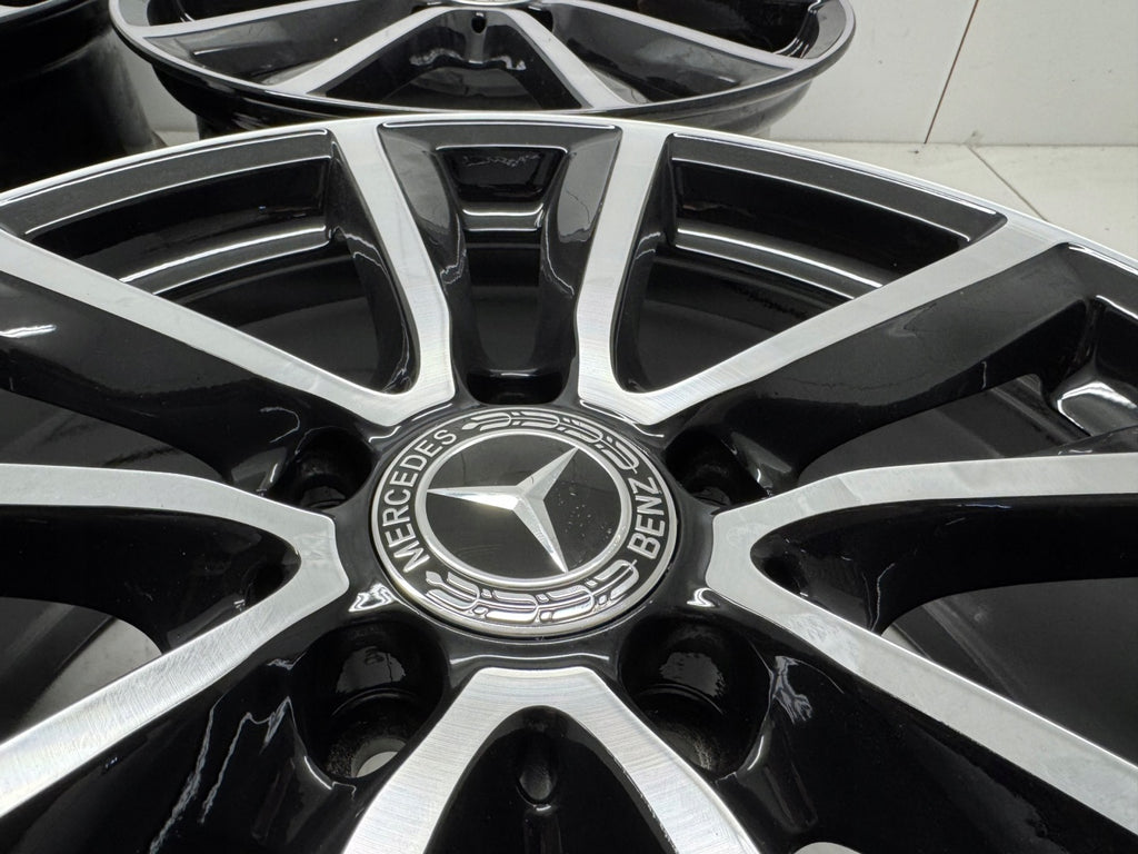 4x Alufelge 18 Zoll 7.5" 5x112 52ET Glanz Schwarz A2464010600 Mercedes-Benz Cla FEL4250877745cd