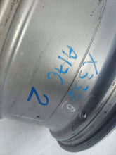 Laden Sie das Bild in den Galerie-Viewer, 1x Alufelge 18 Zoll 8.0&quot; 5x112 48ET A1764010502 Mercedes-Benz W176 Rim Wheel