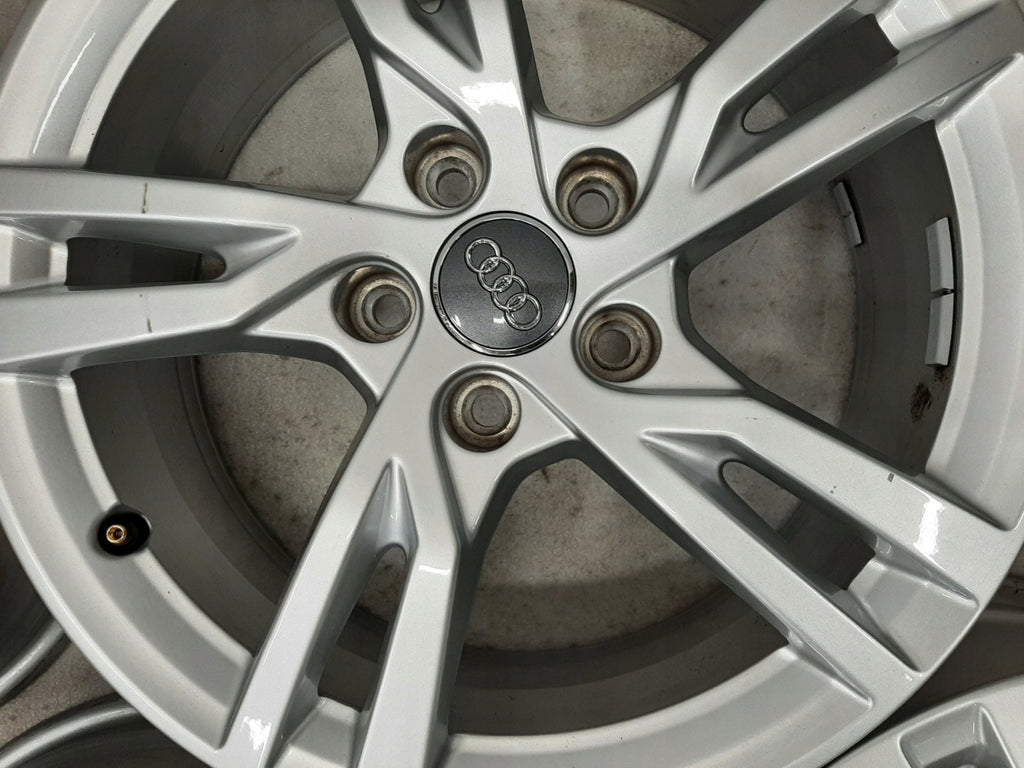 4x Alufelge 17 Zoll 6.5" 5x112 43ET Glanz Silber 8V0601025DK Audi Rim Wheel FEL6381213204pz