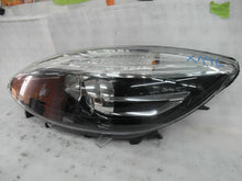 Laden Sie das Bild in den Galerie-Viewer, Frontscheinwerfer Renault Scenic 260601946R Links Scheinwerfer Headlight SCH5617593125vy