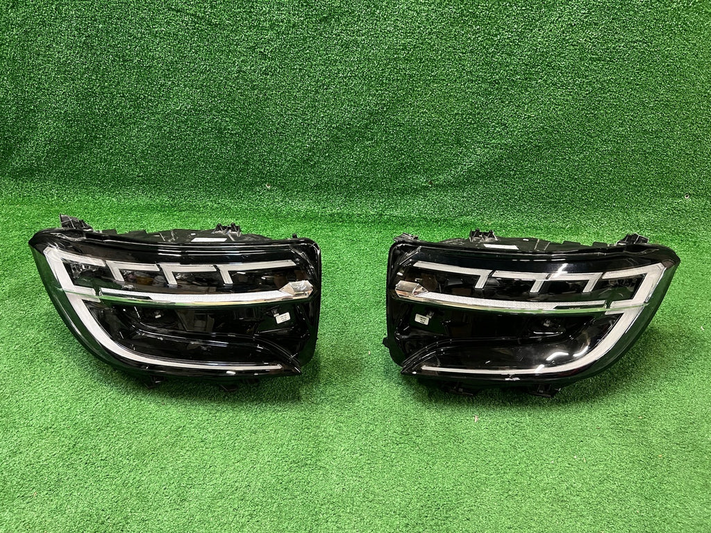 Frontscheinwerfer Renault 260606388R Ein Stück (Rechts oder Links) Headlight
