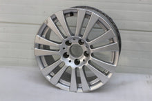 Laden Sie das Bild in den Galerie-Viewer, 1x Alufelge 16 Zoll 7.0" 5x112 43ET A2044017102 Mercedes-Benz W204 Rim Wheel FEL6530001733tq